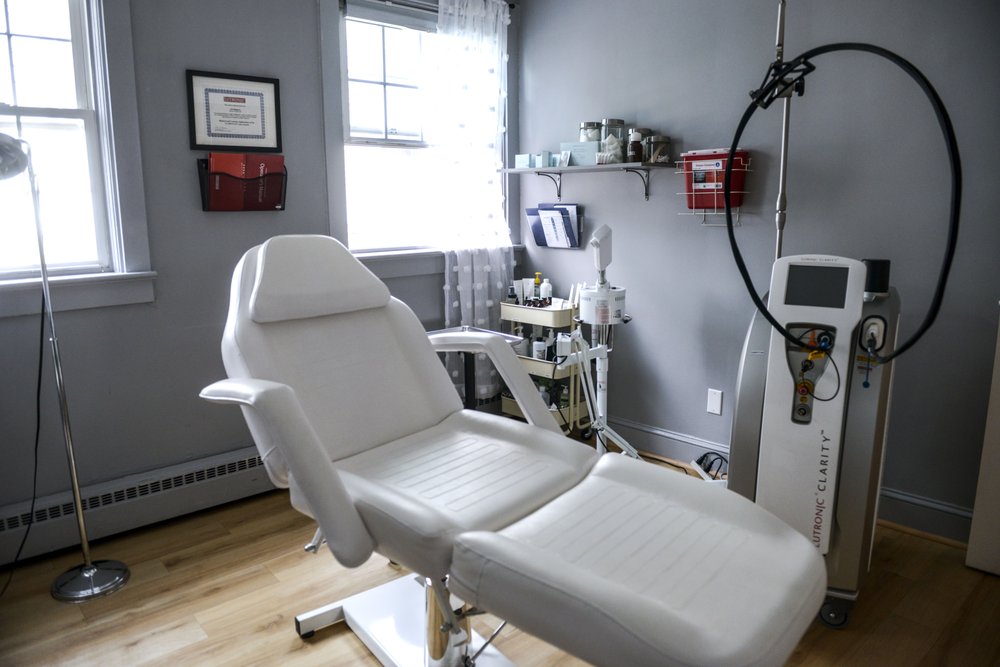 Radiant Esthetics MedSpa Logo