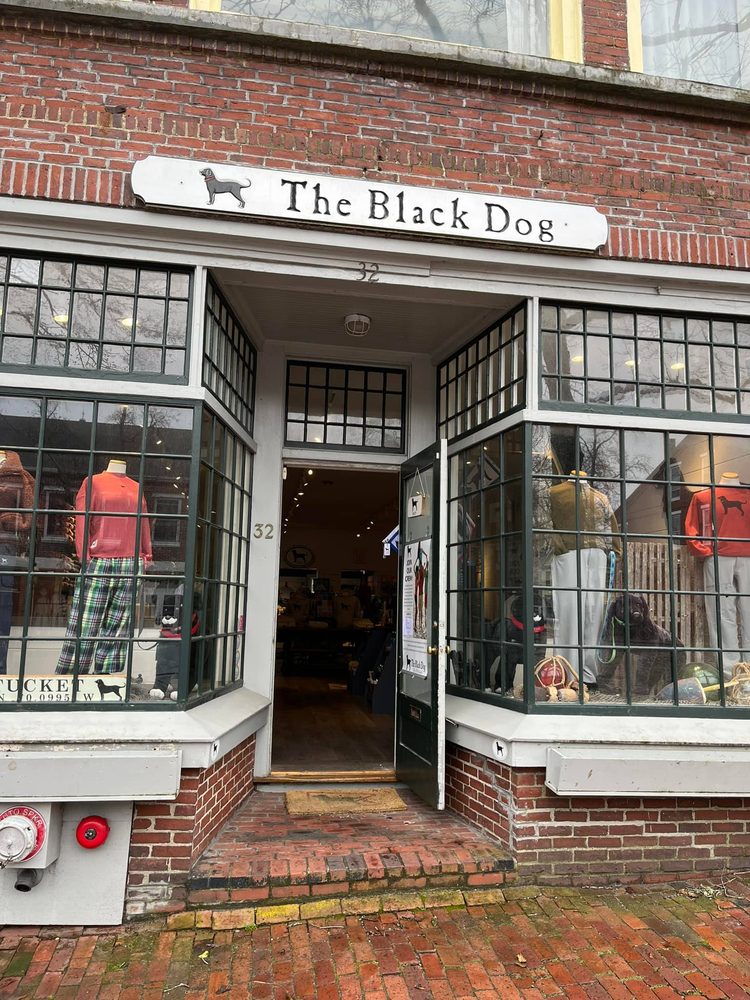 The Black Dog General Store: Nantucket Logo