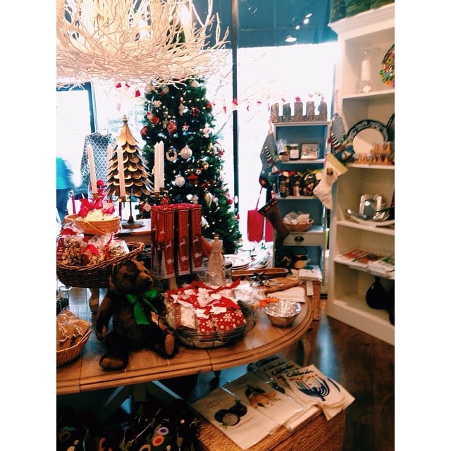 The Wellesley Holiday Boutique Logo