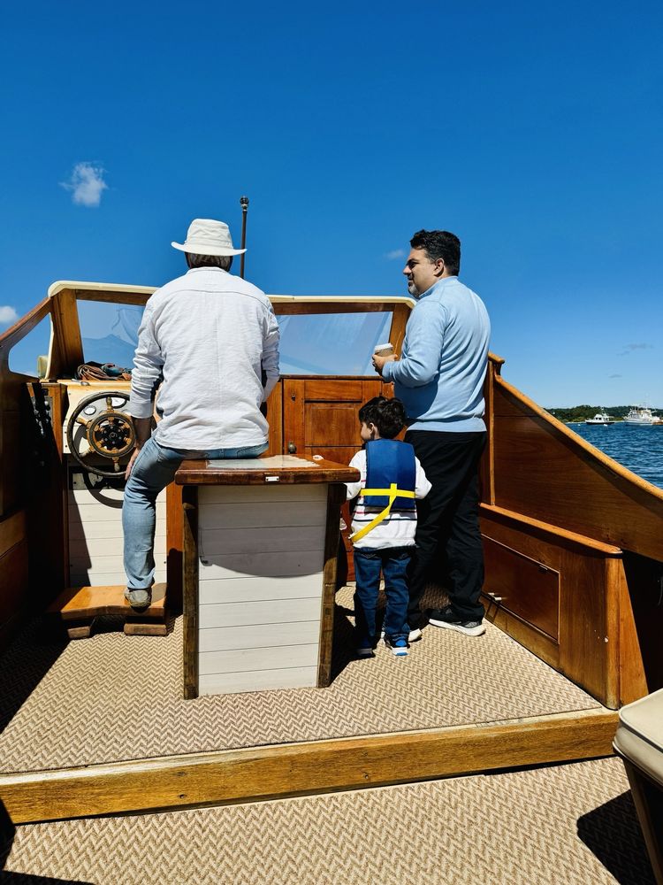 Mystic River Cruises Logo