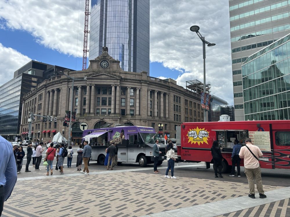 Dewey Square Park Logo